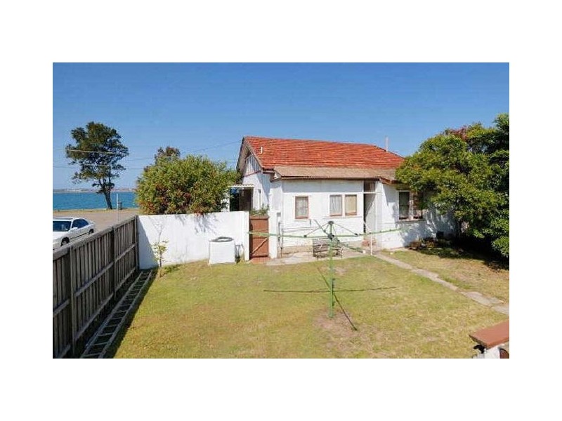 28 THE GRAND PARADE, Brighton-le-sands NSW 2216