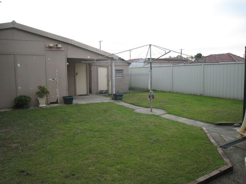 18 HINKLER STREET, Brighton-le-sands NSW 2216