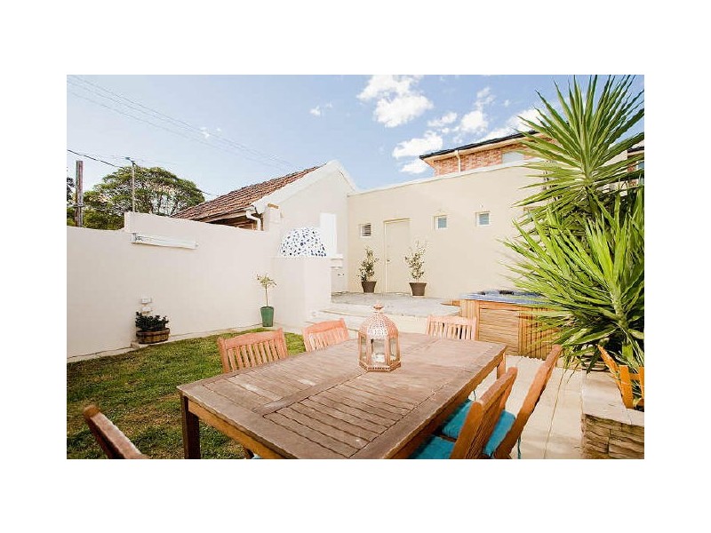 156B QUEEN VICTORIA ST, Bexley NSW 2207