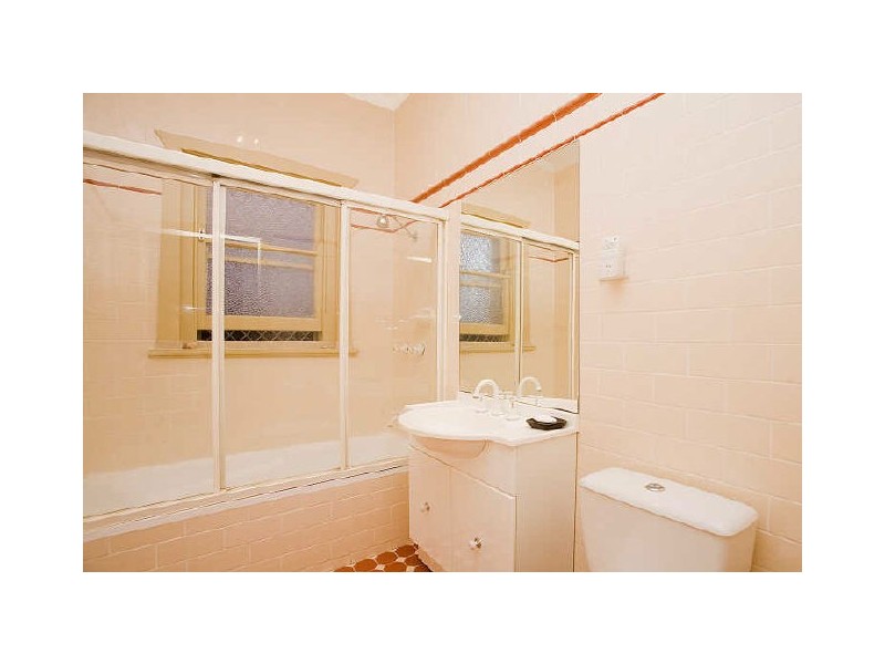 156B QUEEN VICTORIA ST, Bexley NSW 2207