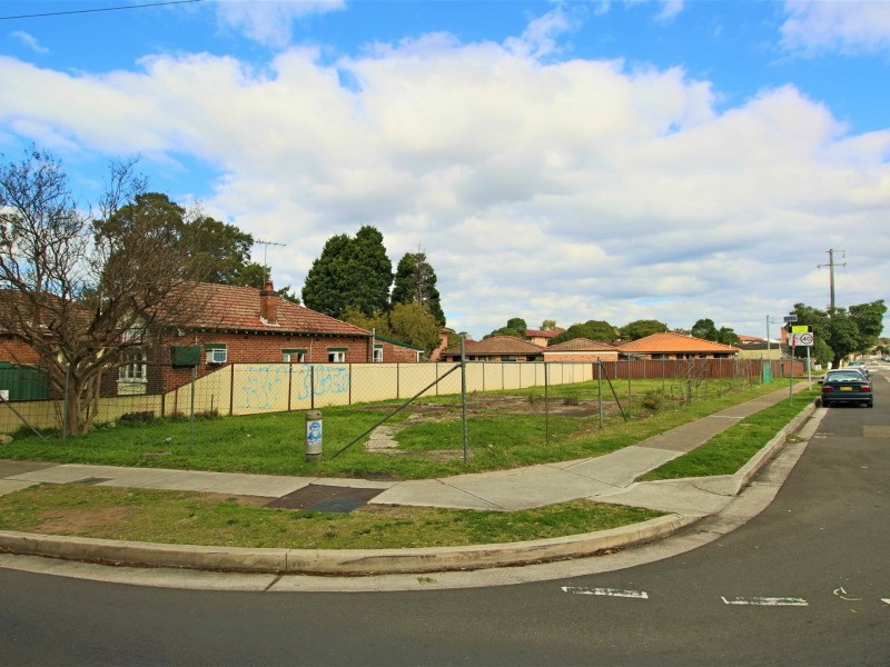 12 Brandon Ave, Bankstown NSW 2200