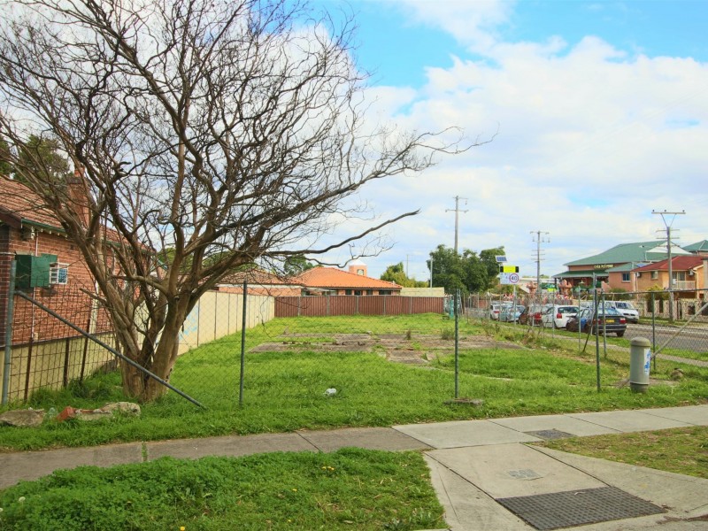 12 Brandon Ave, Bankstown NSW 2200