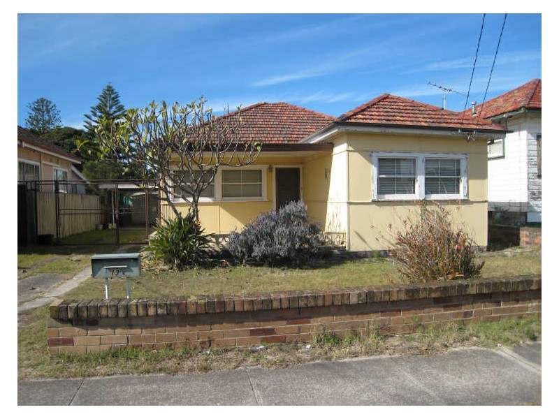 13 NORMAN AVENUE, Dolls Point NSW 2219
