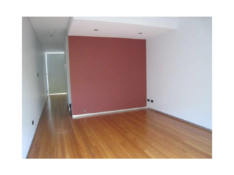 1 Danks Street, Waterloo NSW 2017