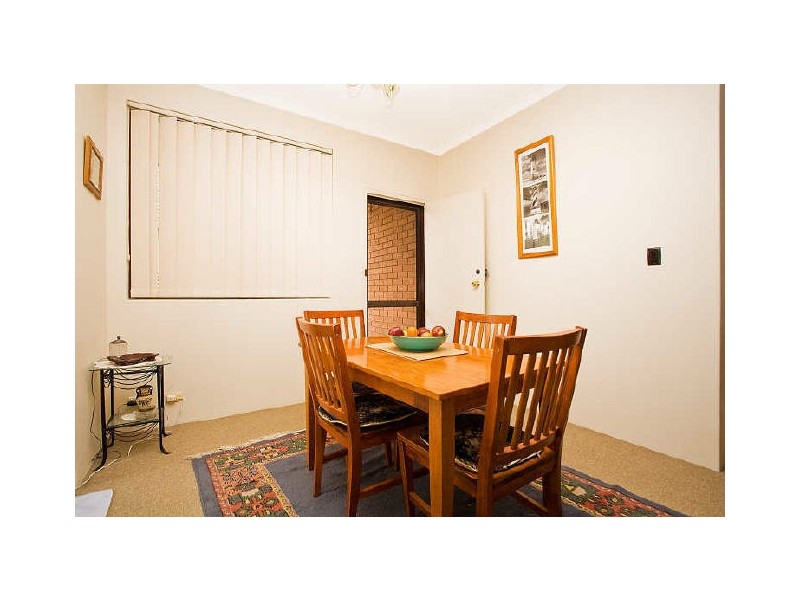 2/2-4 CARNARVON STREET, Carlton NSW 2218