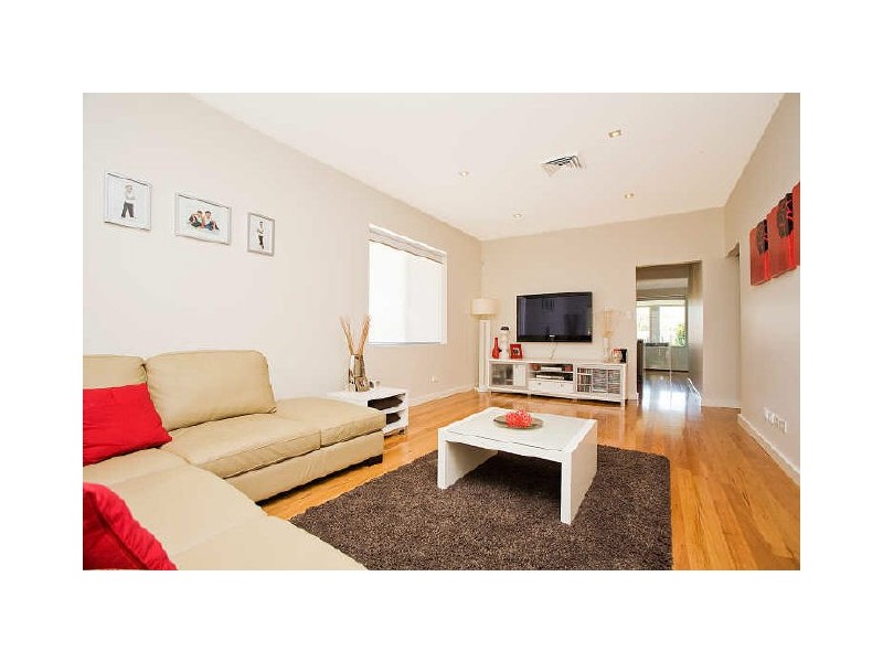 26 THE CRESCENT, Hurstville Grove NSW 2220