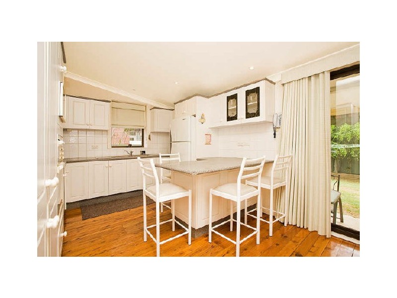 6 MUTCH AVENUE, Kyeemagh NSW 2216