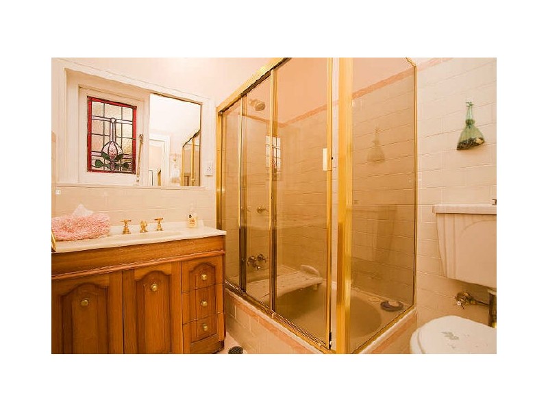 6 MUTCH AVENUE, Kyeemagh NSW 2216