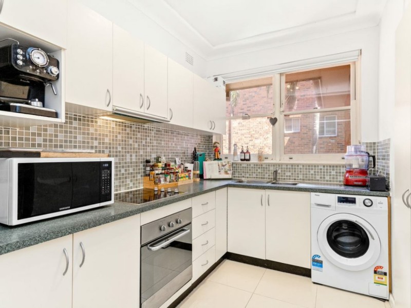 6/33 Kings Road, Brighton-le-sands NSW 2216