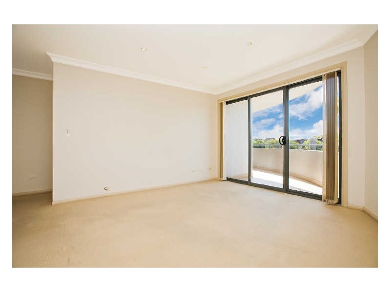 7/52 PRESIDENT AVENUE, Caringbah NSW 2229