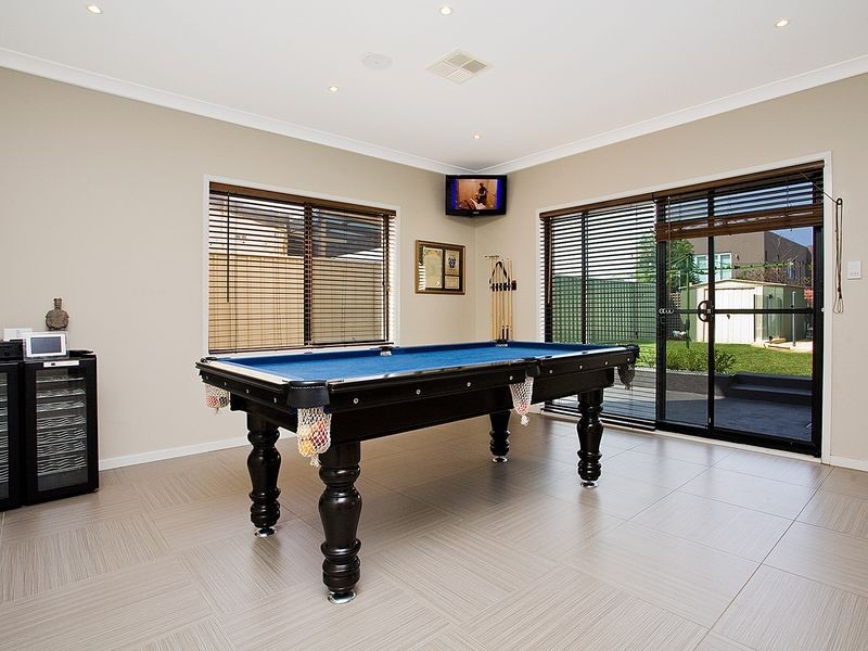 33 CAROMA AVENUE, Kyeemagh NSW 2216