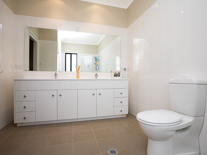 33 CAROMA AVENUE, Kyeemagh NSW 2216