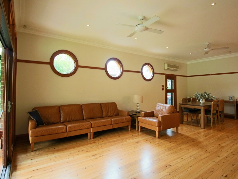 11 Arthur Street, Carlton NSW 2218