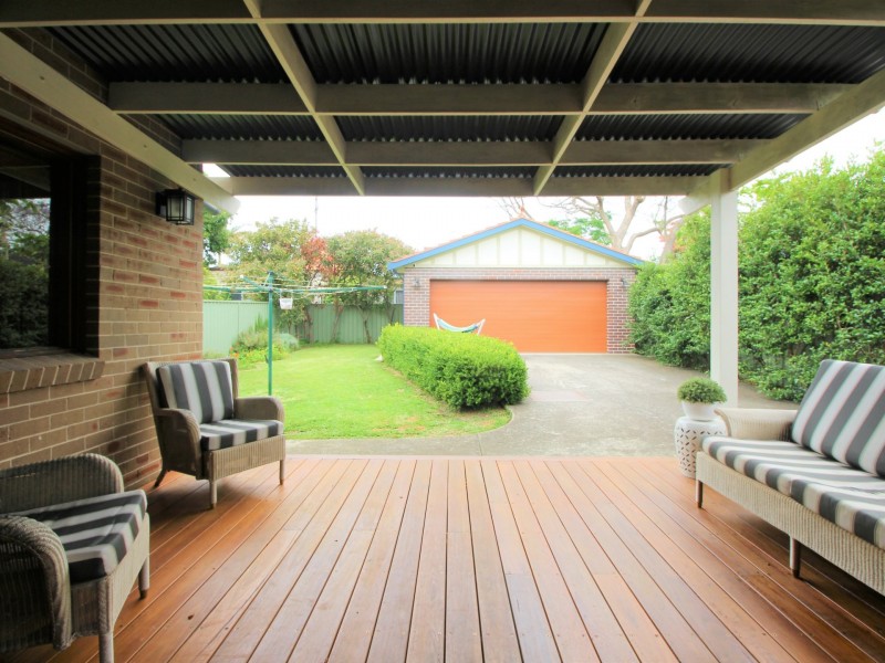 11 Arthur Street, Carlton NSW 2218