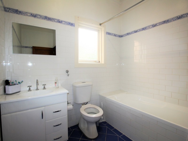 11 Arthur Street, Carlton NSW 2218