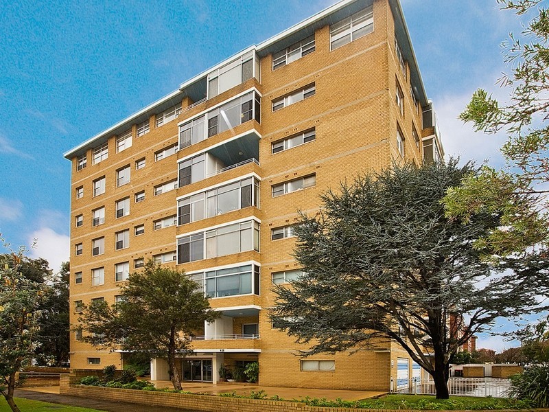 3/8-12 TRAFALGAR STREET, Brighton-le-sands NSW 2216