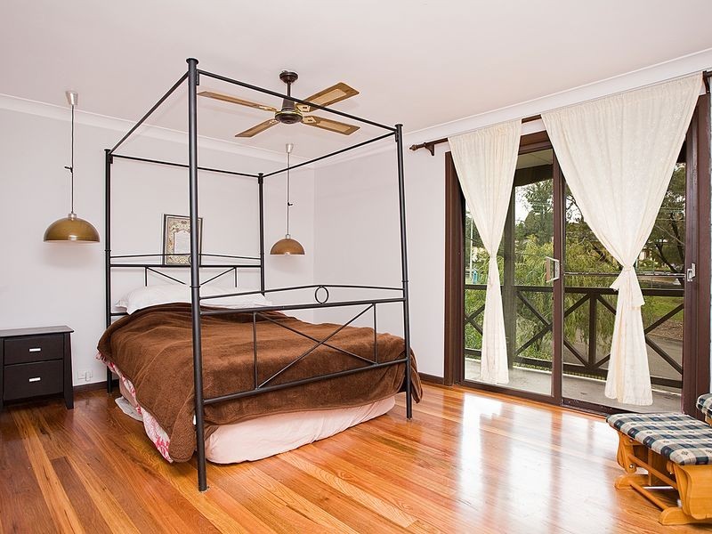 4 HYMEN STREET, Peakhurst NSW 2210