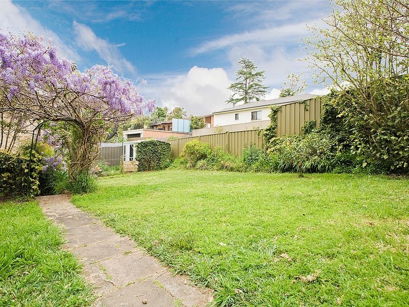 4 HYMEN STREET, Peakhurst NSW 2210