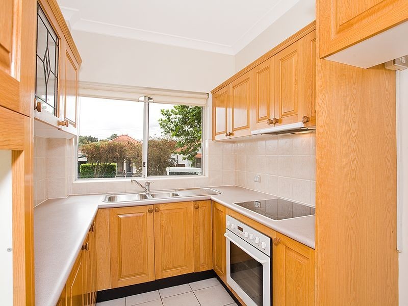 6/14 CRAWFORD ROAD, Brighton-le-sands NSW 2216