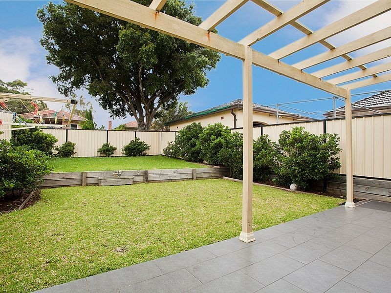 18A LYLE STREET, Hurstville NSW 2220