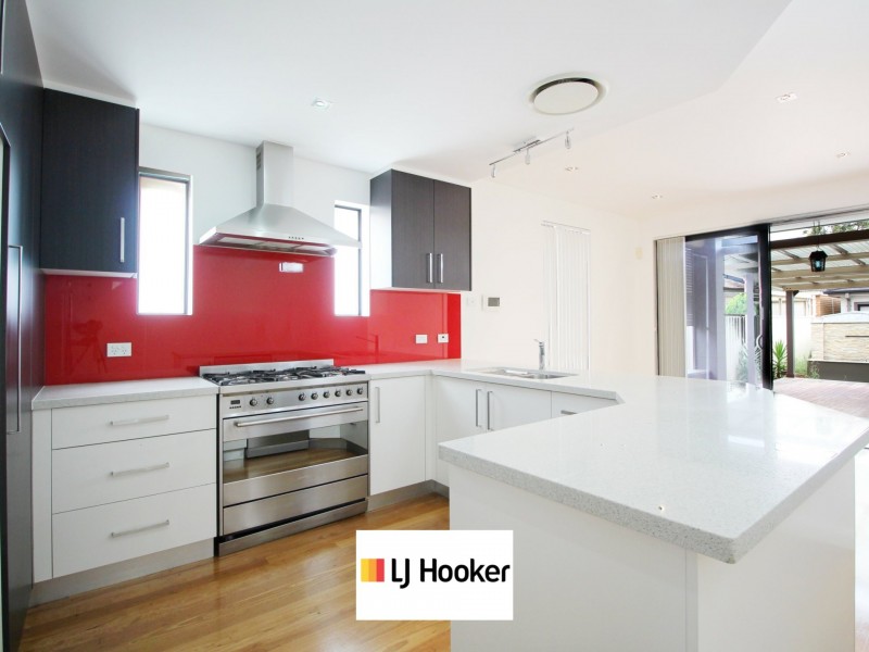 28 Russell Avenue, Sans Souci NSW 2219