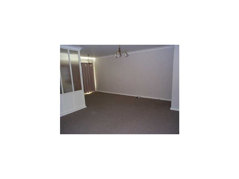 27 QUEENS ROAD, Brighton-le-sands NSW 2216