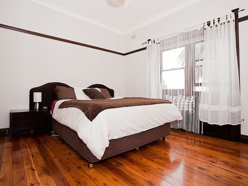 9 SOMERVILLE STREET, Arncliffe NSW 2205