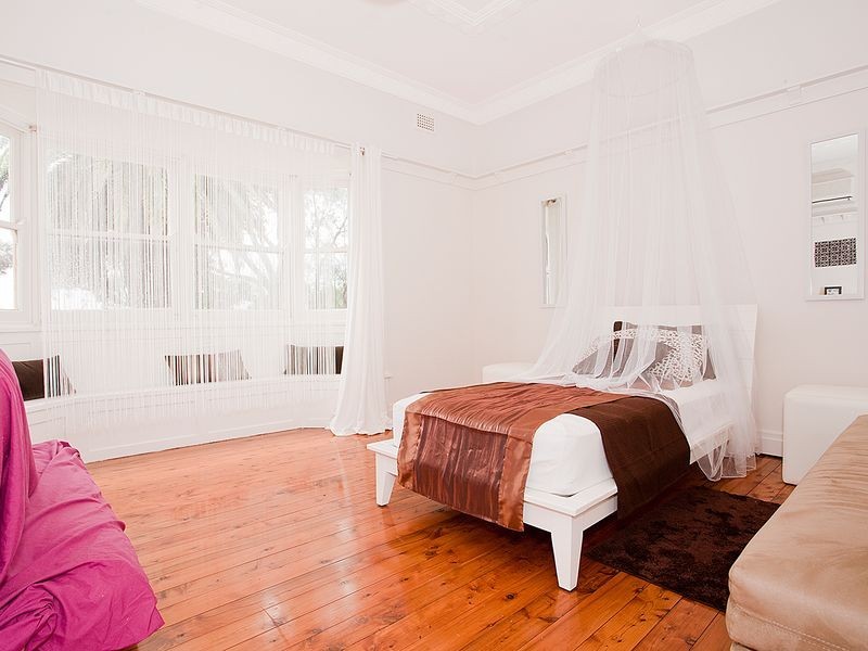 9 SOMERVILLE STREET, Arncliffe NSW 2205