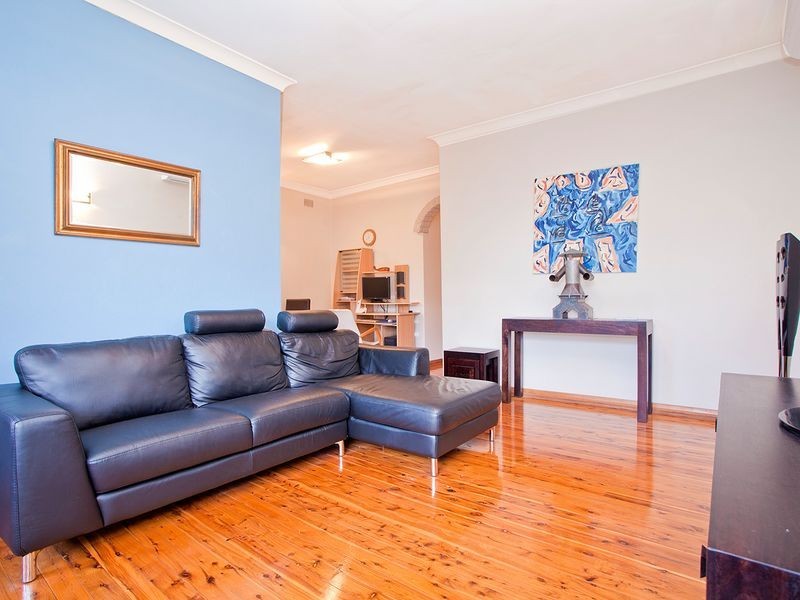 2/19 MOATE AVENUE, Brighton-le-sands NSW 2216