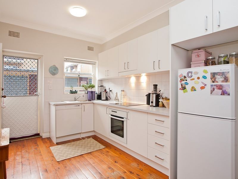 2/23-25 QUEENS ROAD, Brighton-le-sands NSW 2216