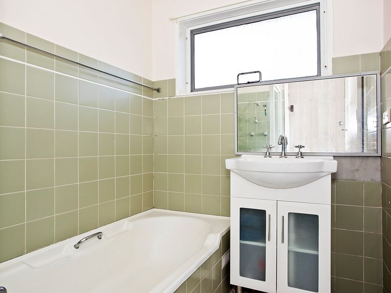 1/50 SOLANDER STREET, Monterey NSW 2217