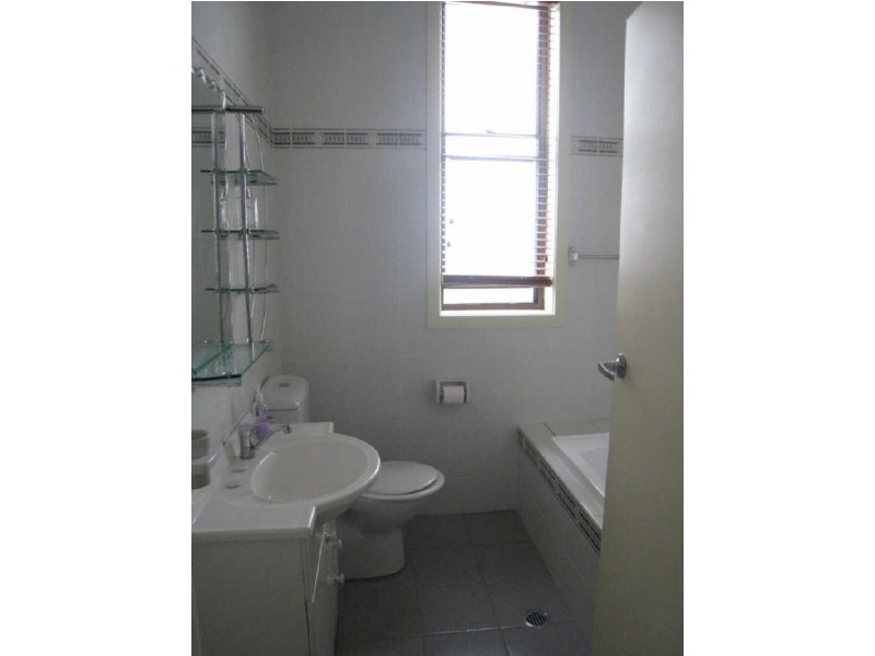 Brighton-le-sands NSW 2216