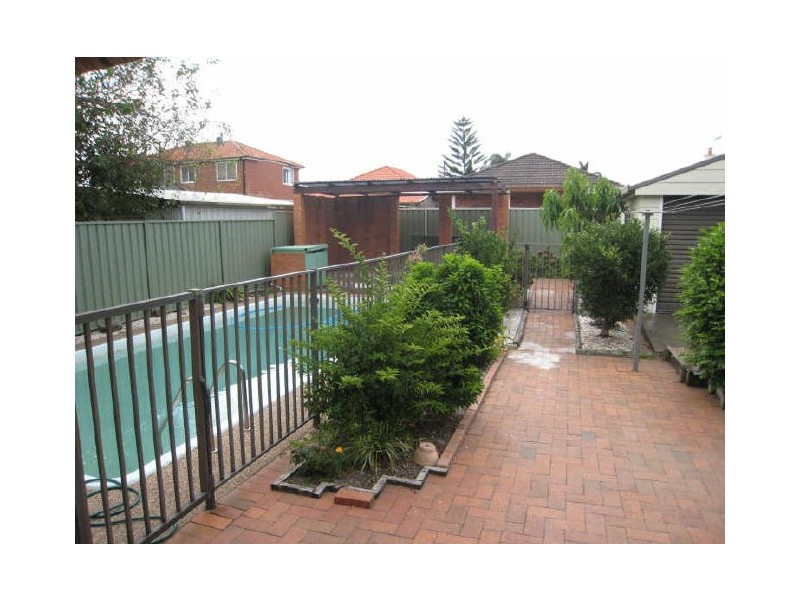 Brighton-le-sands NSW 2216