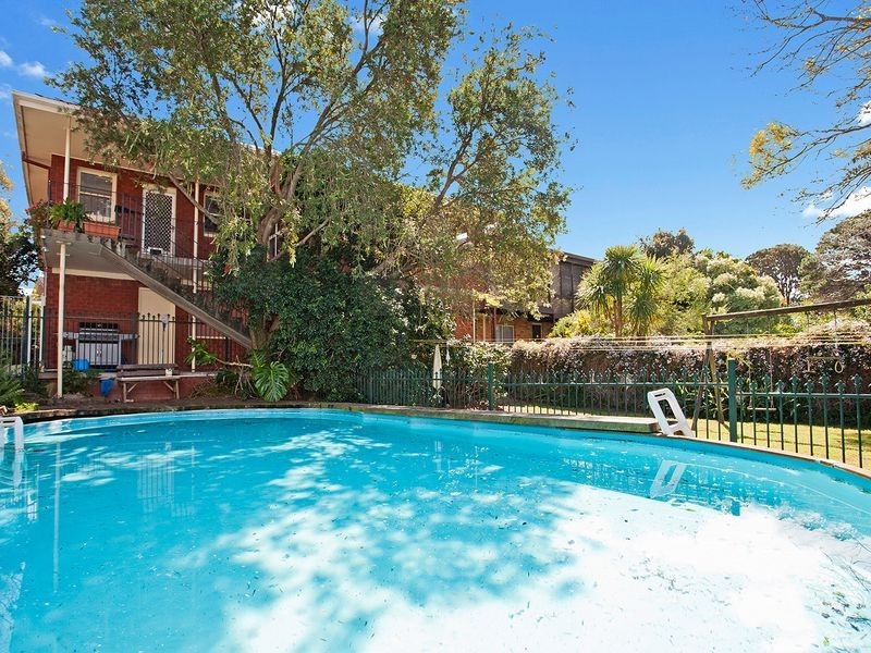 31 WATERSIDE PARADE, Peakhurst Heights NSW 2210