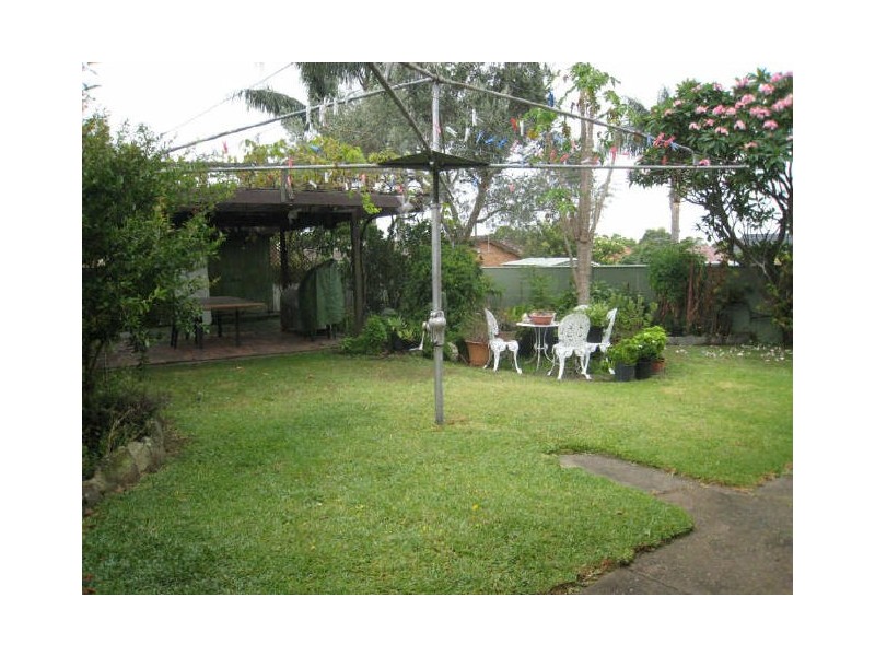 16 Madrers Avenue, Kogarah NSW 2217