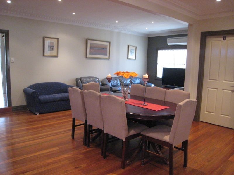 9 FRANCIS AVENUE, Carlton NSW 2218