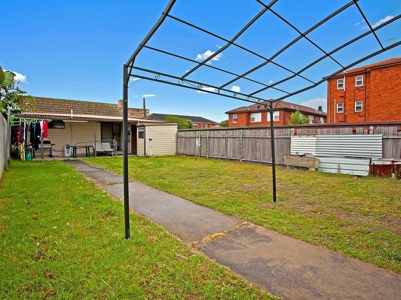 2 O’NEILL ST, Brighton-le-sands NSW 2216