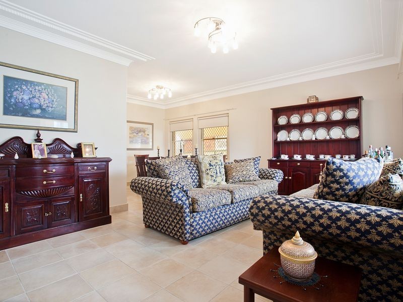 27 ARCHBALD AVENUE, Brighton-le-sands NSW 2216