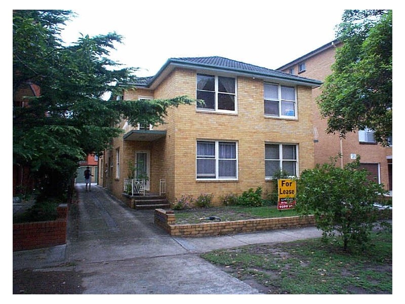 22 TRAFALGAR STREET, Brighton-le-sands NSW 2216