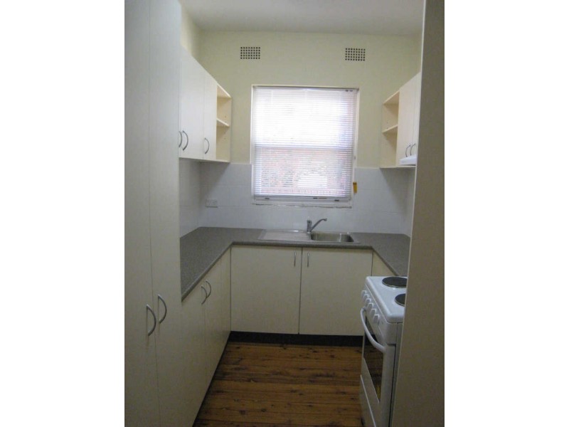 22 TRAFALGAR STREET, Brighton-le-sands NSW 2216