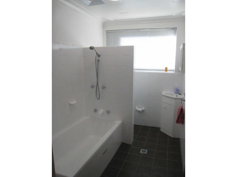 22 TRAFALGAR STREET, Brighton-le-sands NSW 2216