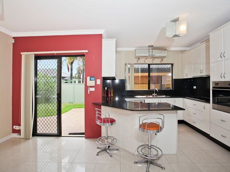 49 O’NEILL STREET, Brighton-le-sands NSW 2216