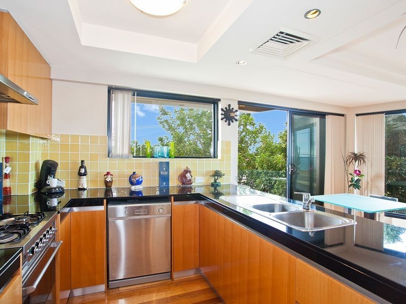 3/2 SELLWOOD STREET, Brighton-le-sands NSW 2216