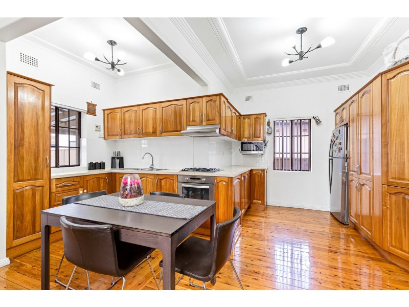 6 Spring Street, Arncliffe NSW 2205