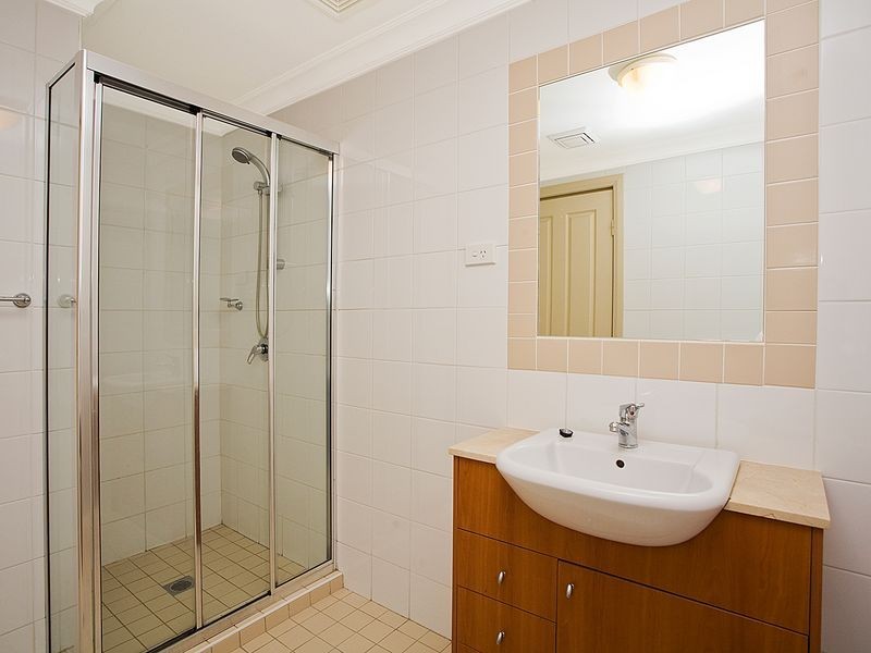 12/52 PRESIDENT AVENUE, Caringbah NSW 2229