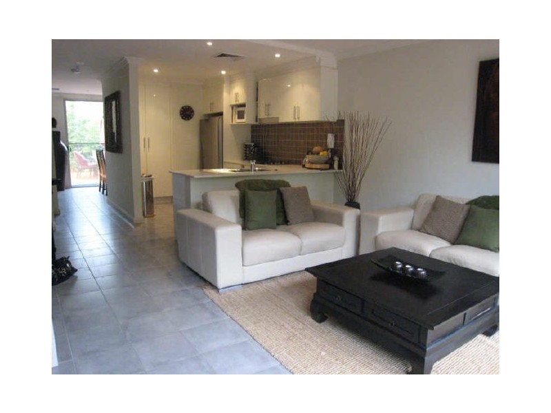 1-3 Elizabeth Ave, Mascot NSW 2020