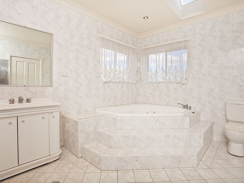 24 ROWLEY STREET, Brighton-le-sands NSW 2216