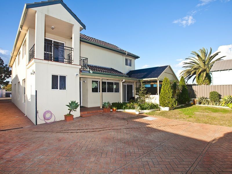24 ROWLEY STREET, Brighton-le-sands NSW 2216