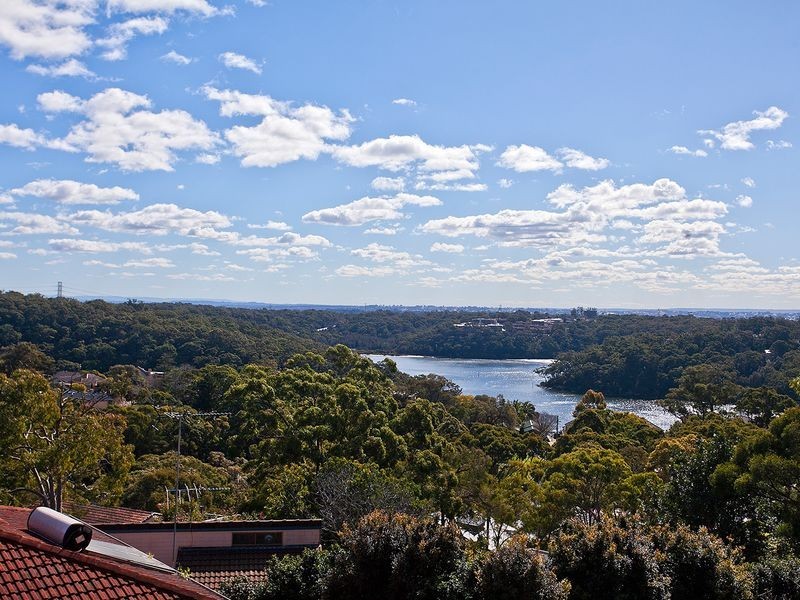 28 MAPLE STREET, Lugarno NSW 2210