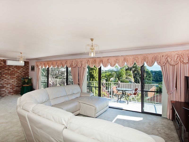 28 MAPLE STREET, Lugarno NSW 2210